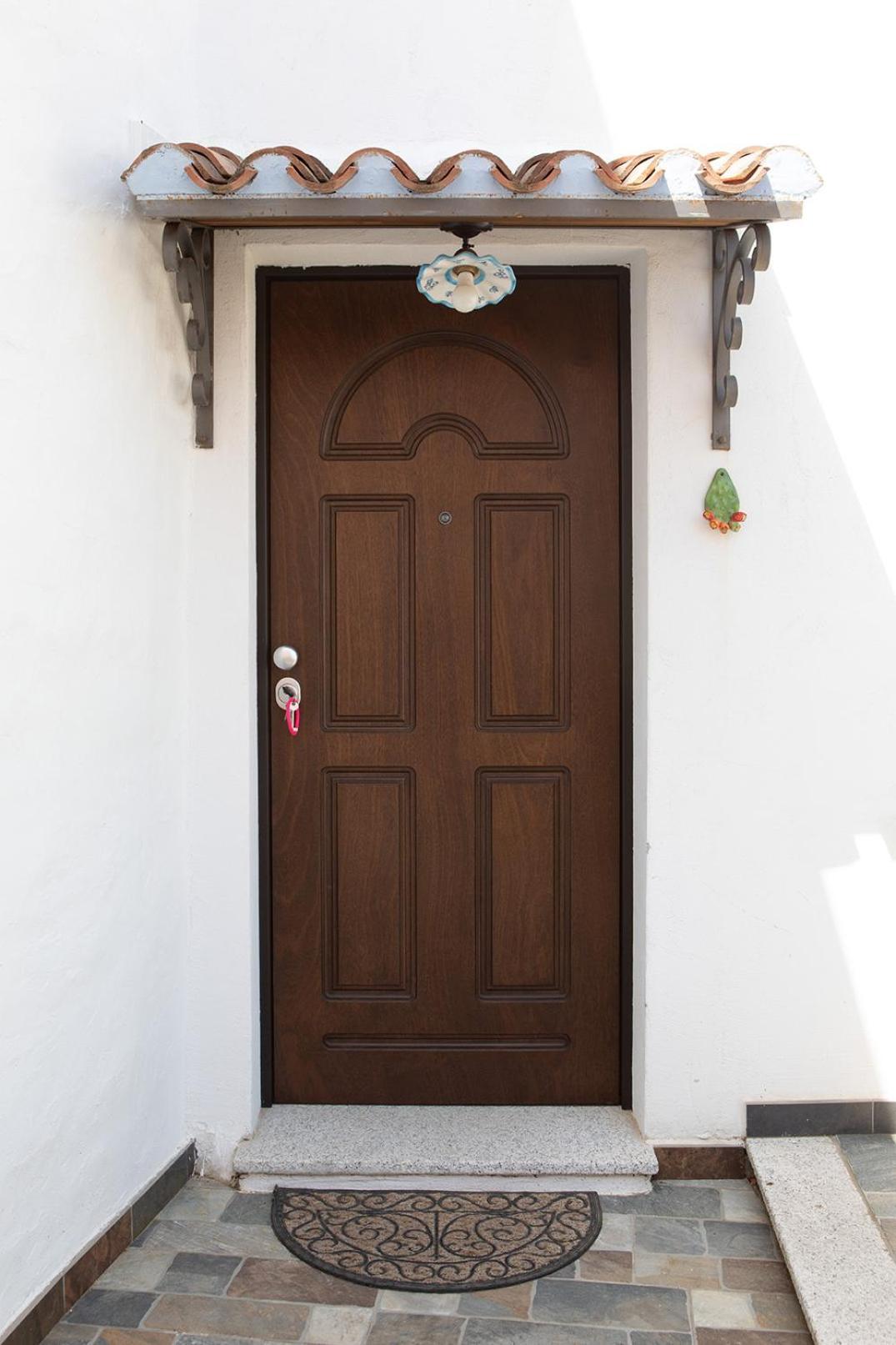 La Casa Del Corso Bed & Breakfast ออร์โกโซโล ภายนอก รูปภาพ